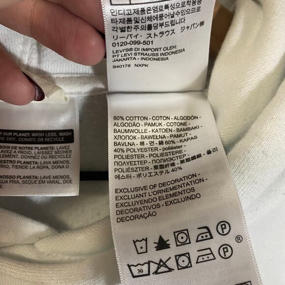 Levi's Graphic Cropped White Hoodie Sweatshirt Relaxed Fit Sz XL Poly-Cotton - Picture 12 of 14